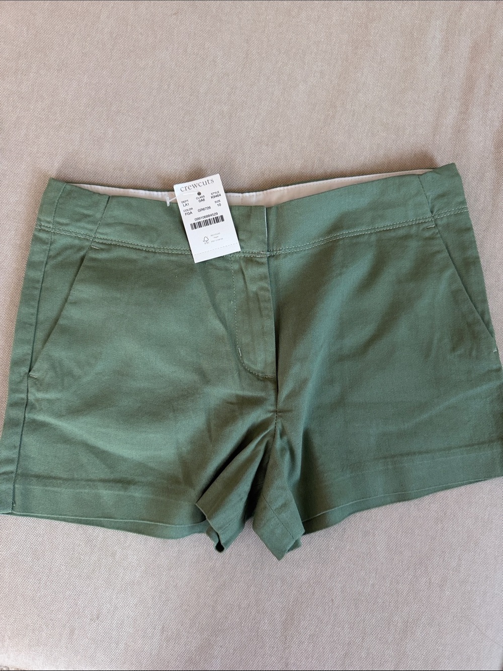 NWT Crewcuts Olive Green Girls' Chino Shorts, size 10.
